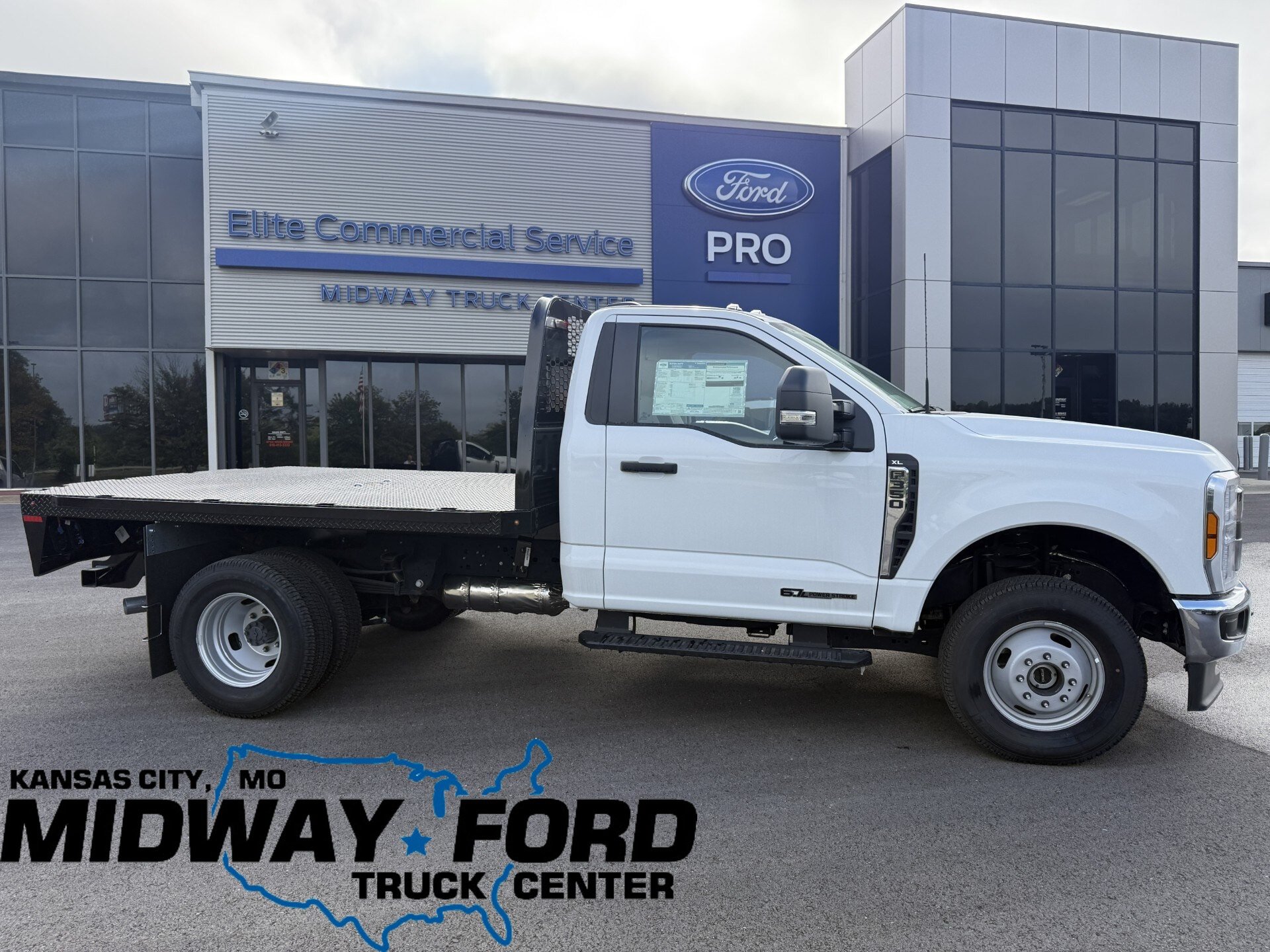 New 2025 Ford F350 XL w/ XL Chrome Package AWD/4WD image 1
