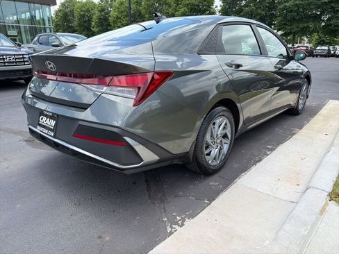 Certified 2024 Hyundai Elantra SEL FWD image 8