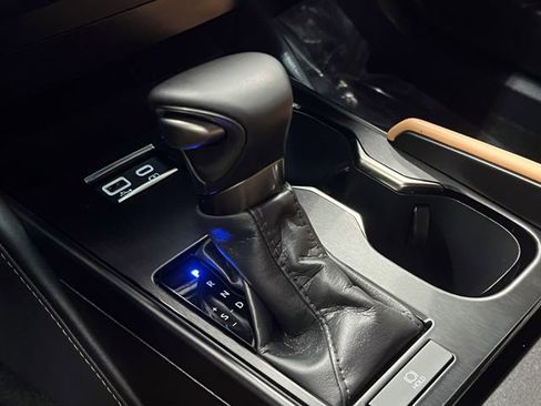 Certified 2025 Lexus ES 350 w/ Accessory Package (Z1) FWD image 21