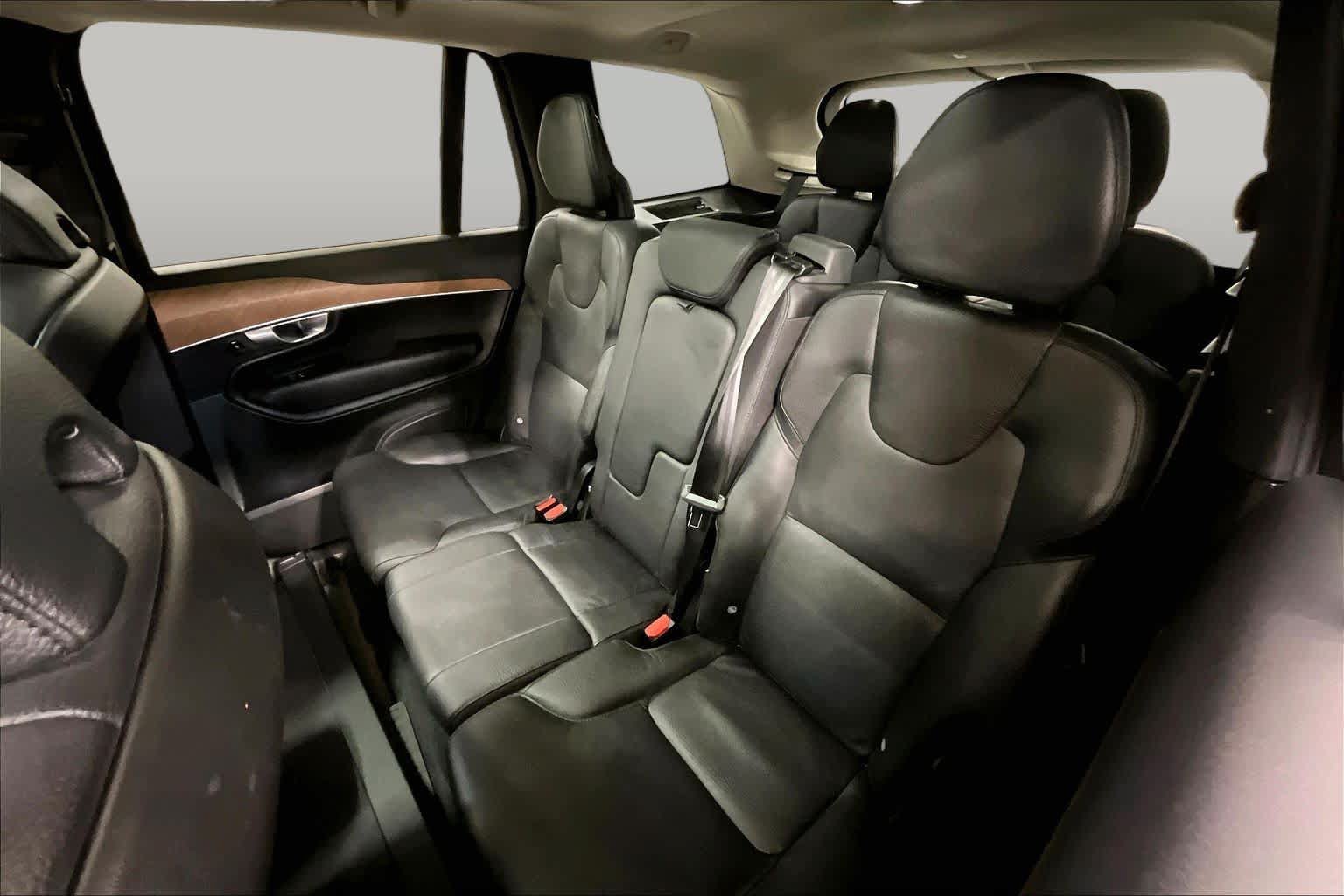 Used 2024 Volvo XC90 B6 Plus AWD/4WD image 20
