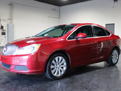 Used 2015 Buick Verano w/ Comfort Package FWD image 6