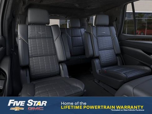 New 2026 Cadillac Escalade Platinum Sport w/ LPO, Floor Liner Package AWD/4WD image 17
