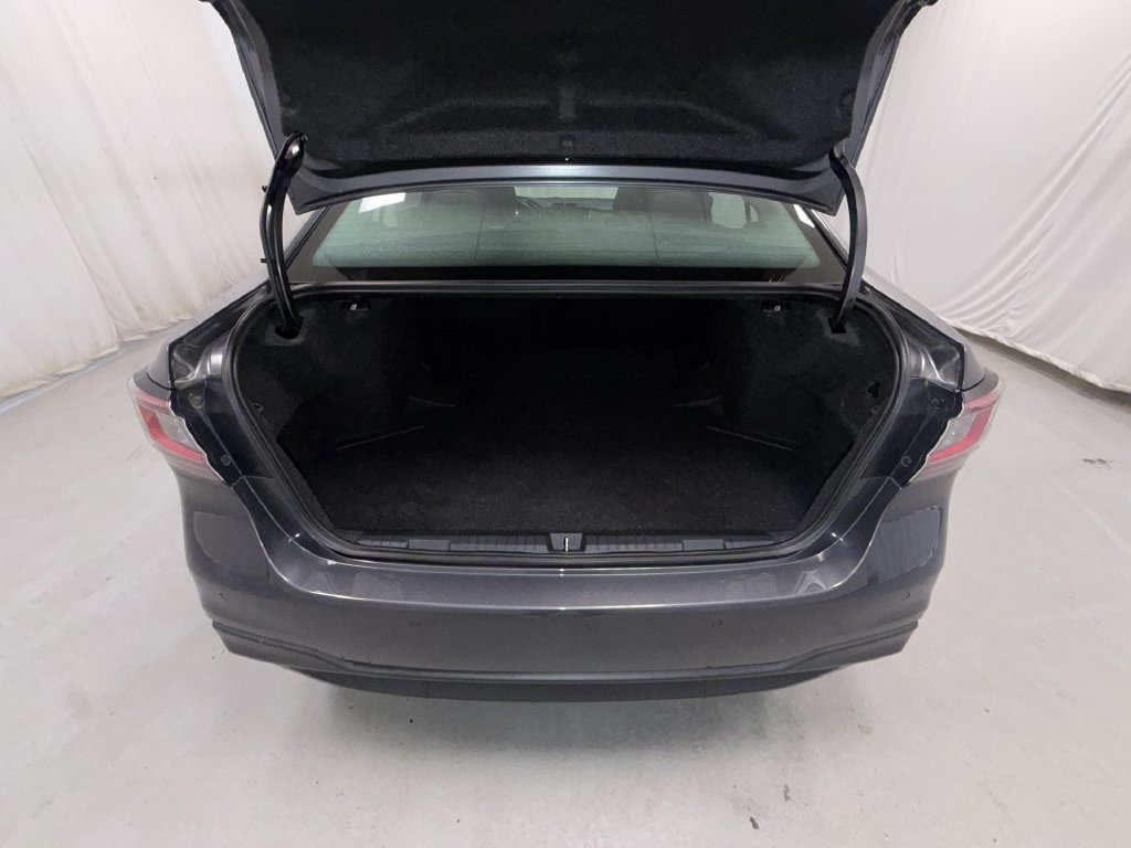 Used 2022 Subaru Legacy Limited AWD/4WD image 16