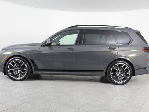 New 2026 BMW X7 xDrive40i w/ Executive Package image 2