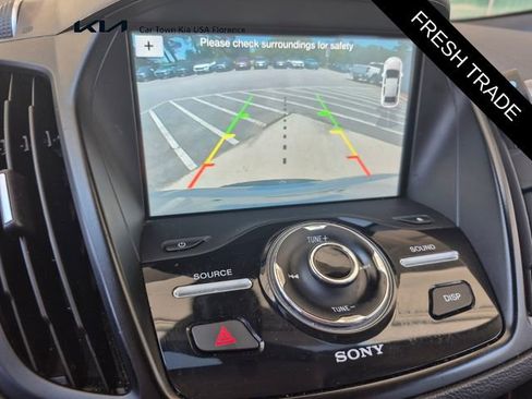 Used 2017 Ford Escape Titanium AWD/4WD image 19