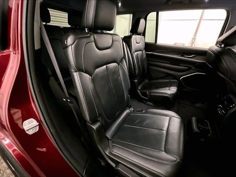 Used 2022 Jeep Grand Cherokee L Limited image 26