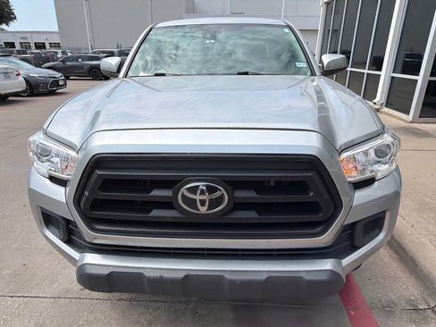 Used 2022 Toyota Tacoma SR AWD/4WD image 3