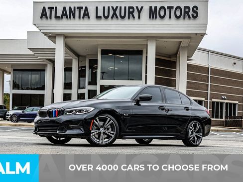 Used 2022 BMW 330e w/ Premium Package image 3