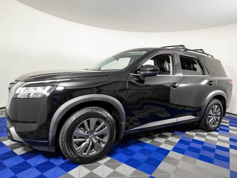 Used 2022 Nissan Pathfinder SV FWD image 29