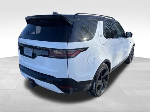New 2026 Land Rover Discovery Dynamic SE image 5