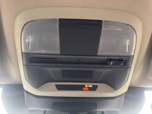 Used 2025 Subaru Impreza 2.0i image 24