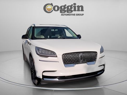 Used 2022 Lincoln Aviator Reserve w/ Equipment Group 201A image 18