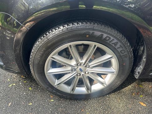 Used 2019 Ford Flex Limited image 12