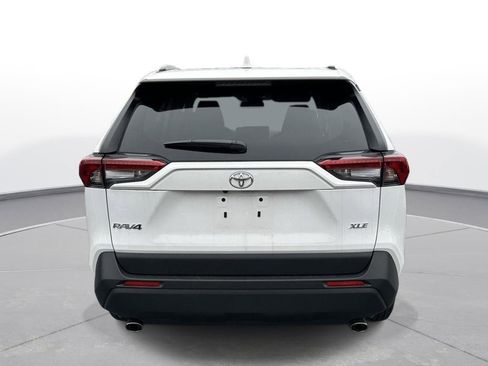 Used 2025 Toyota RAV4 XLE w/ Convenience Package image 7