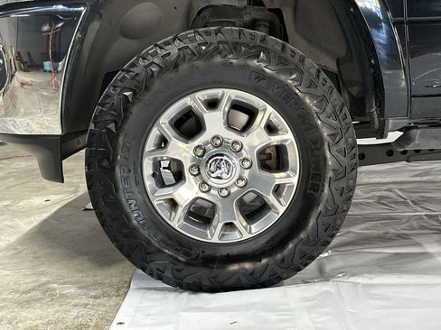 Used 2019 RAM 3500 Laramie image 10