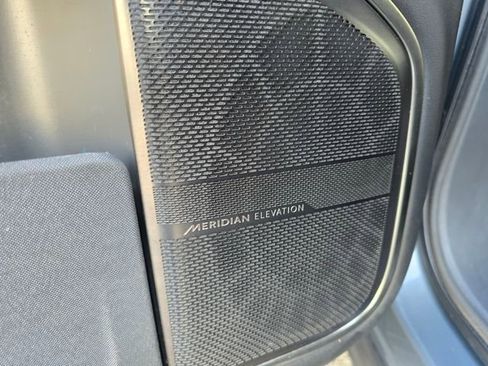 Used 2022 Rivian R1S Launch Edition image 18