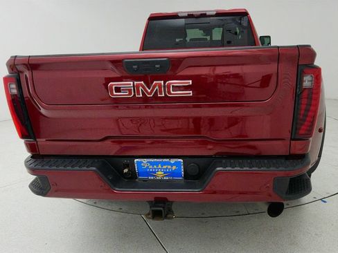 Used 2024 GMC Sierra 3500 Denali w/ Technology Package AWD/4WD image 6