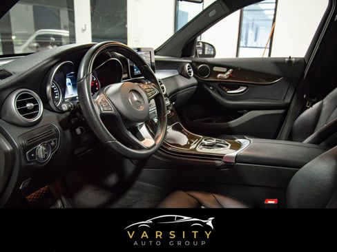 Used 2018 Mercedes-Benz GLC 300 4MATIC image 9