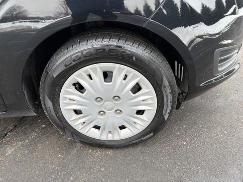 Used 2018 Ford Fiesta S image 27