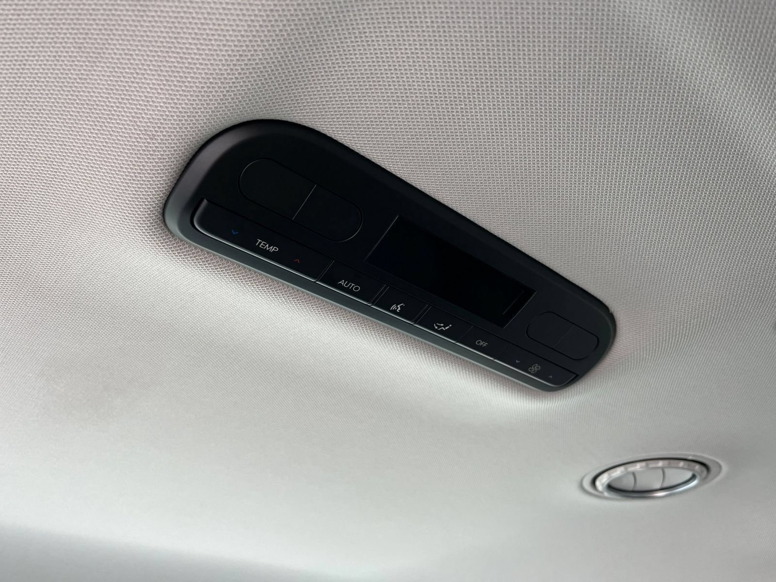 Used 2026 Hyundai Palisade SEL FWD image 24