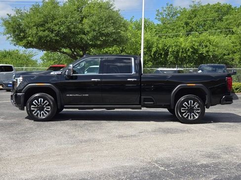 Certified 2025 GMC Sierra 3500 Denali w/ Denali Reserve Package AWD/4WD image 4