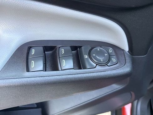 Used 2020 Chevrolet Equinox LS w/ LS Convenience Package AWD/4WD image 22