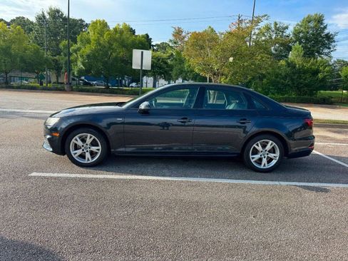 Used 2018 Audi A4 2.0T Ultra Premium w/ Convenience Package FWD image 4