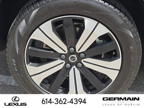Used 2023 Volvo XC60 T8 Plus AWD/4WD image 13