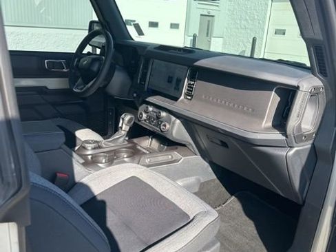Used 2025 Ford Bronco 2-Door image 30