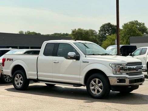 Used 2019 Ford F150 Lariat w/ Equipment Group 502A Luxury AWD/4WD image 26