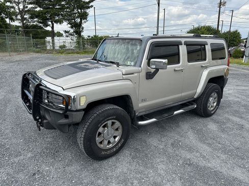Used 2007 HUMMER H3 AWD/4WD image 4