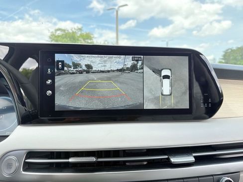 Used 2023 Hyundai Palisade Limited AWD/4WD image 24