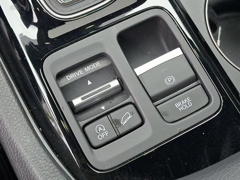 Used 2023 Honda Pilot TrailSport image 29