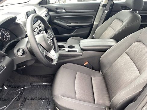 New 2025 Nissan Altima 2.5 SV image 18