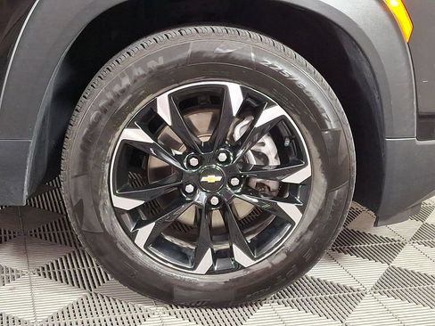 Used 2023 Chevrolet TrailBlazer LT FWD image 11