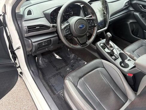 Used 2024 Subaru Crosstrek 2.5i Limited AWD/4WD image 25