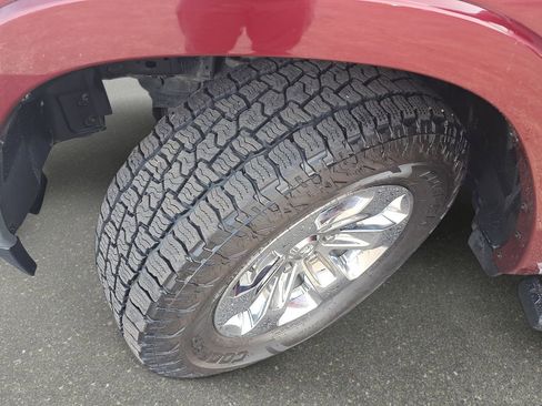 Certified 2021 RAM 1500 Laramie image 33