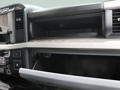 Used 2024 Ford F350 XL AWD/4WD image 28