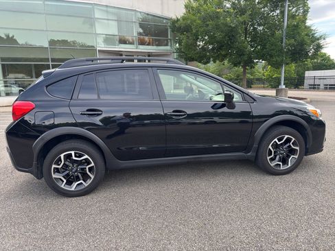 Used 2017 Subaru Crosstrek 2.0i Premium w/ Popular Package #2 AWD/4WD image 5