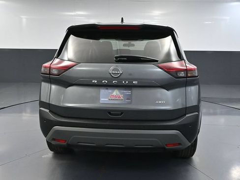 Used 2023 Nissan Rogue S AWD/4WD image 5
