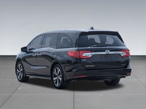 Used 2018 Honda Odyssey Elite image 3