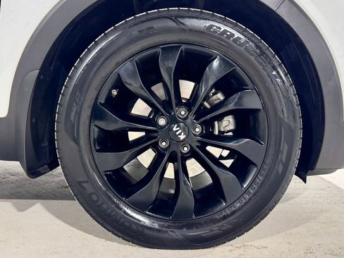 Used 2020 Kia Sorento EX image 36