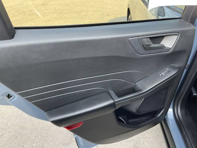 Used 2023 Ford Escape Active FWD image 12