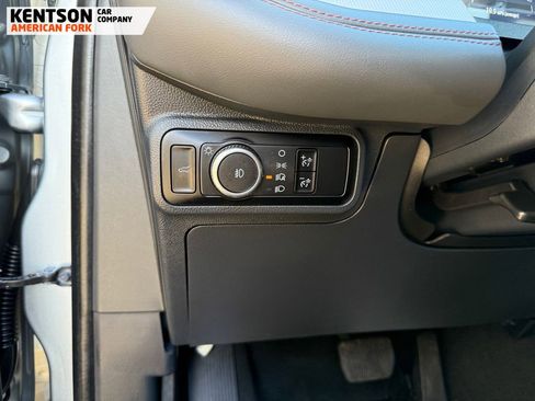 Used 2025 Ford Explorer Active w/ Active Comfort Package image 20