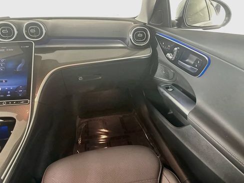 Used 2026 Mercedes-Benz C 300 Sedan image 23