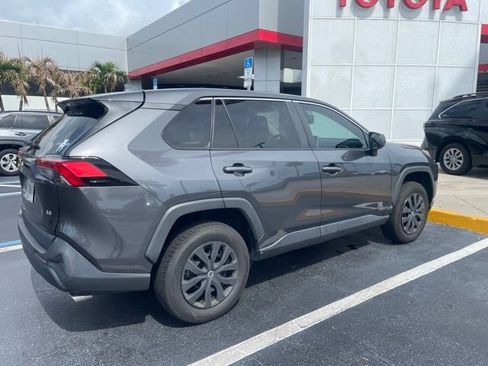 Used 2023 Toyota RAV4 LE FWD image 4