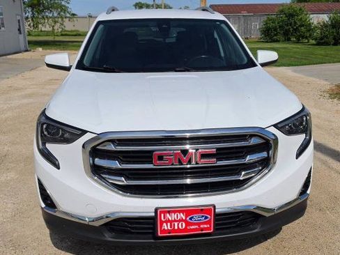 Used 2020 GMC Terrain SLT AWD/4WD image 3