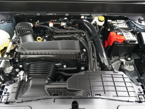 Used 2025 Ford Maverick XLT w/ Equipment Group 302A image 26