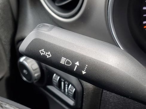 Used 2019 Jeep Wrangler Unlimited Sport S AWD/4WD image 13