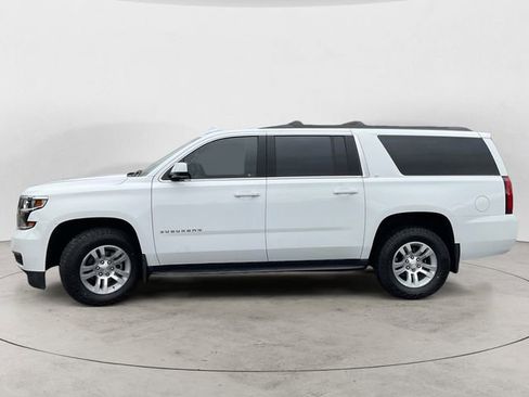 Used 2019 Chevrolet Suburban LT w/ Luxury Package AWD/4WD image 2